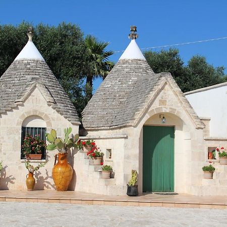 Trullo Al Monte Bed & Breakfast Ceglie Messapica Bagian luar foto