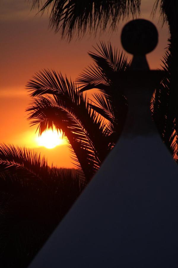 Trullo Al Monte Bed & Breakfast Ceglie Messapica Bagian luar foto