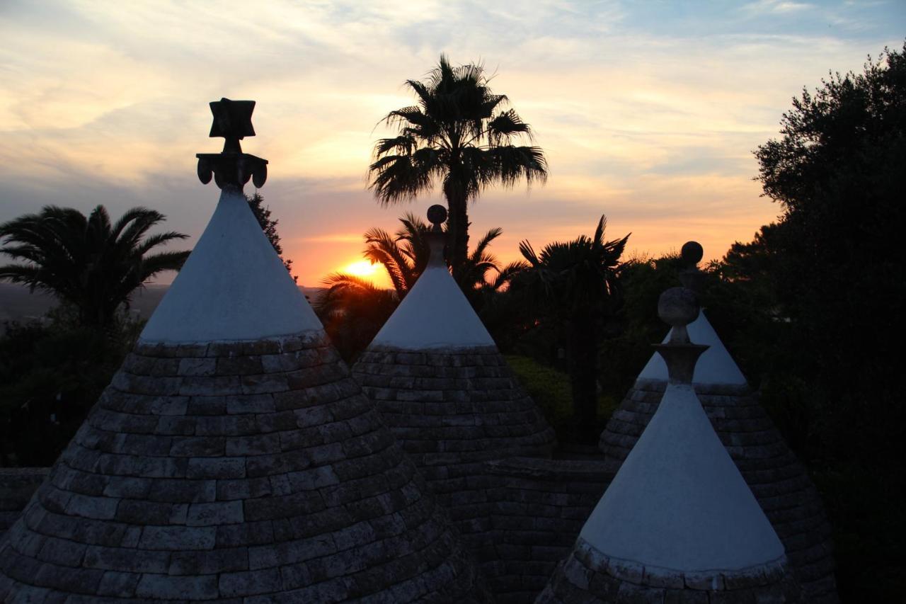 Trullo Al Monte Bed & Breakfast Ceglie Messapica Bagian luar foto