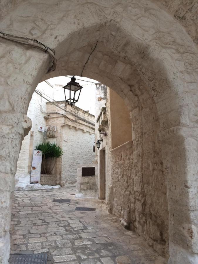 Trullo Al Monte Bed & Breakfast Ceglie Messapica Bagian luar foto